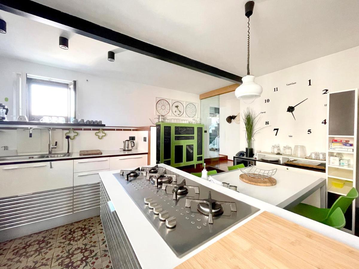 Scs Modern Luxury Penthouse Urg Apartment คาตาเนีย ภายนอก รูปภาพ